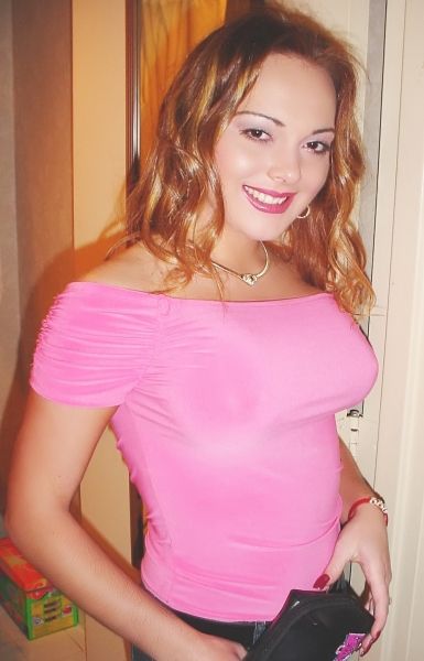 У меня есть все, что ты ищешь - страсть, расслабление и несколько приятных сюрпризов. Познакомься с моими услугами - от ласковых массажей до воплощения самых сокровенных фантазий. Мои возможности безграничны, я никогда не оставлю тебя равнодушным. Все, что я делаю, - с любовью и страстью. Обожаю радовать мужчин и слушать положительные отзывы. Доверься моим искусствам и окунись в мир наслаждения. Заходи на мою страницу, чтобы увидеть мои фото. Доверься мне и ты не пожалеешь. До скорой встречи в Москве! 😉 16954, 25 лет